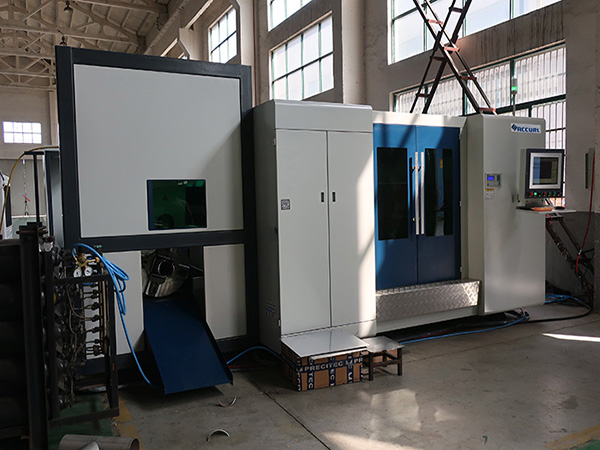 500w 750w 1000w 2000w peiriant torri dur ffibr metel dur carbon ffibr 1500 * 3000mm